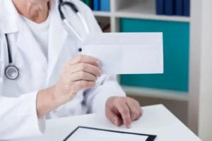 Ordonnances Médicales et Médicaments Génériques : Ce que Vous Devez Savoir pour Économiser